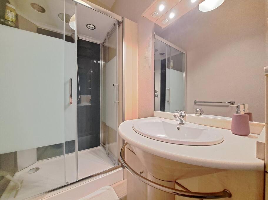 Perth, Bel Appartement Lumineux 兰斯 外观 照片